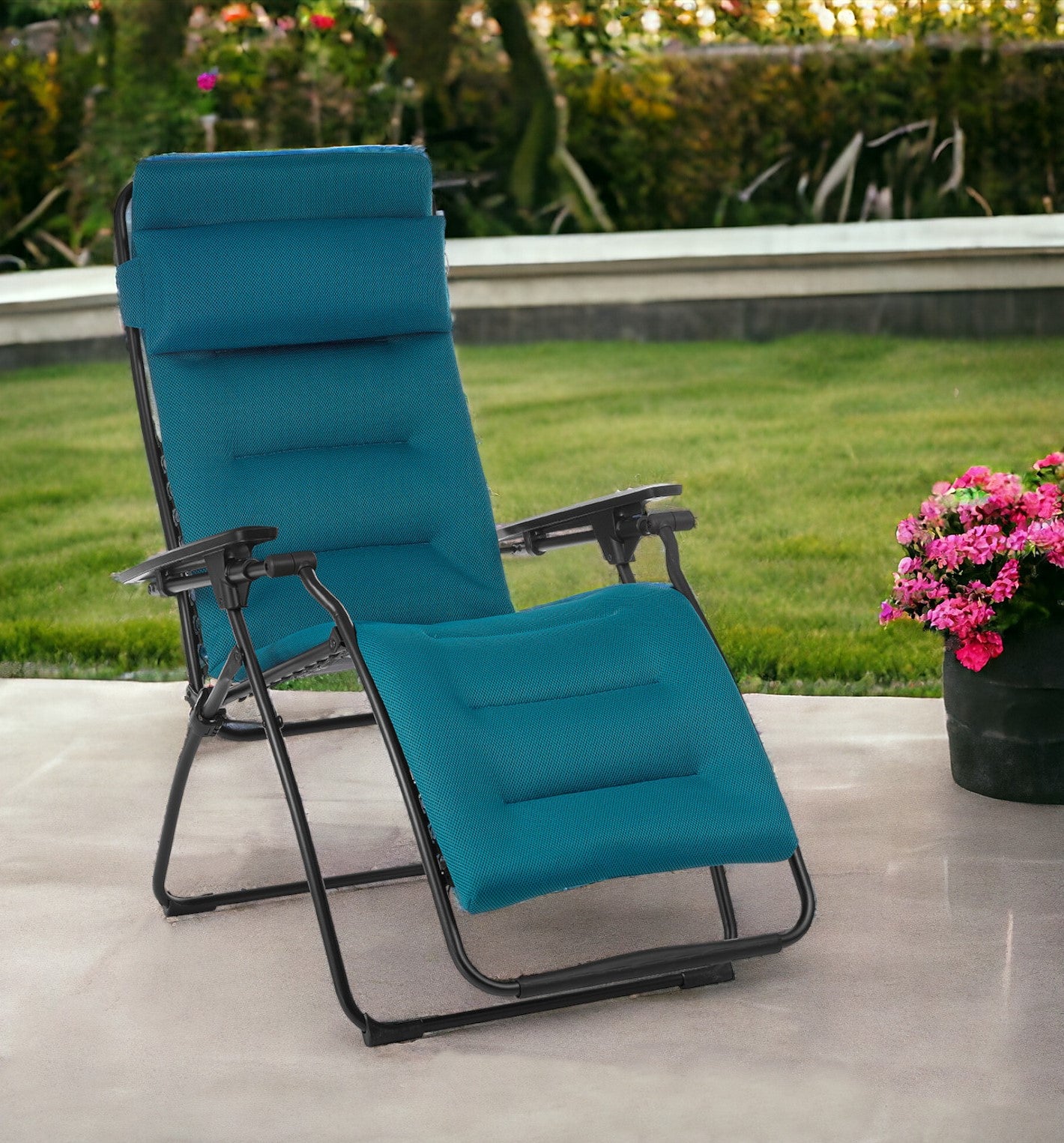 26" Blue Steel Outdoor Zero Gravity Chair with Blue Cushion